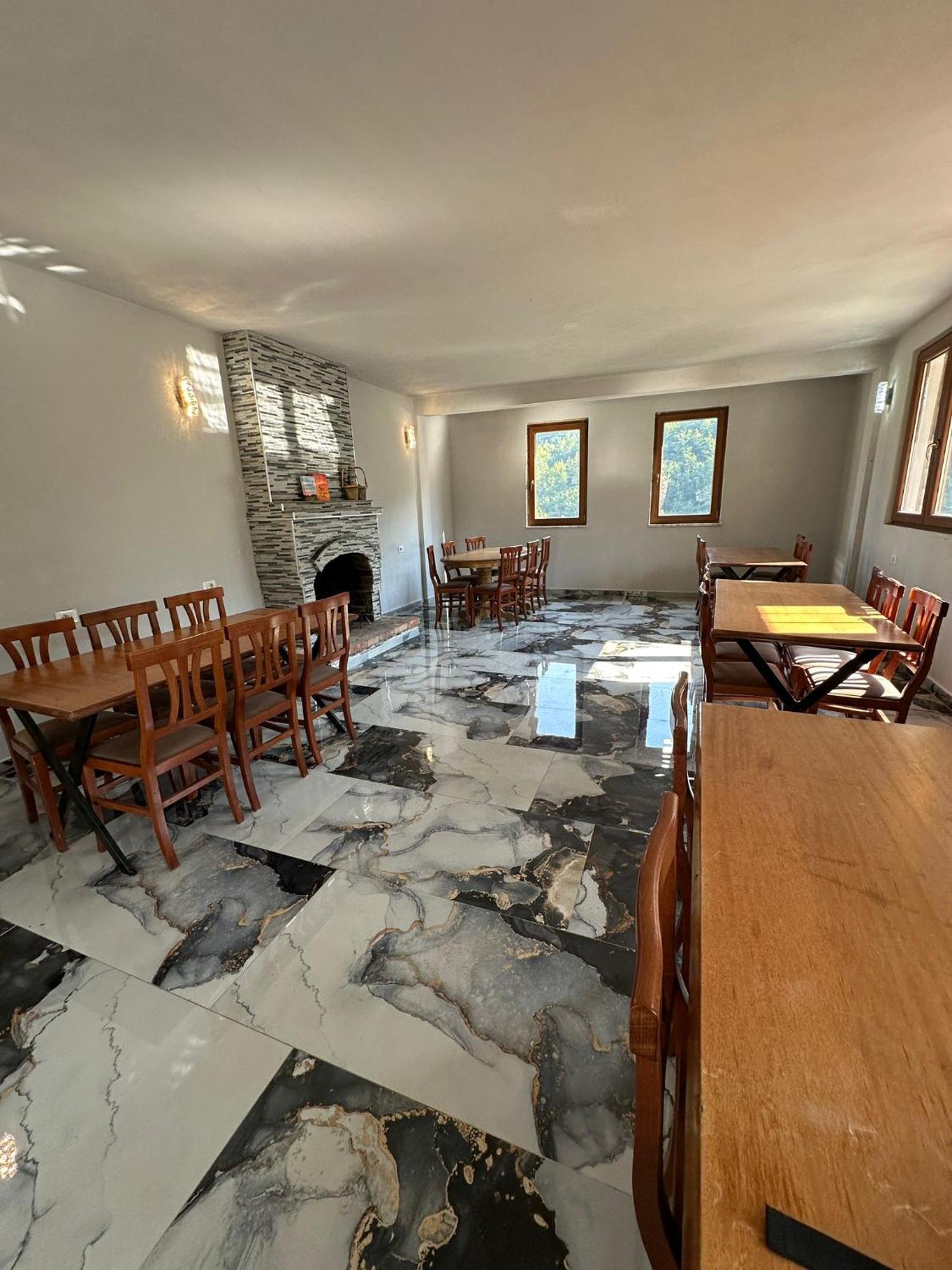 Guest House Kukaj Valbone Ngoại thất bức ảnh